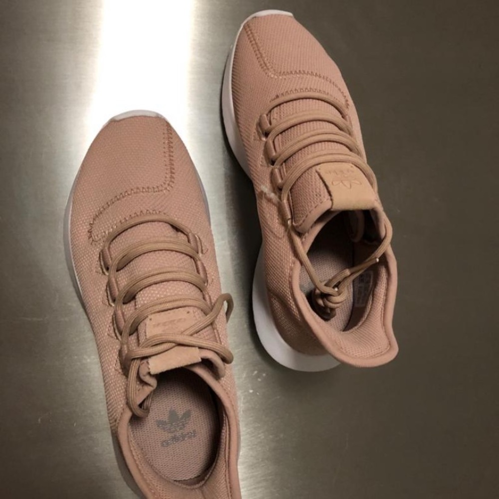 Adidas - Picture 4 of 6